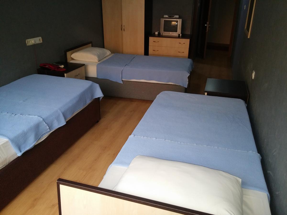Deniz Hotel Kozlu ภายนอก รูปภาพ