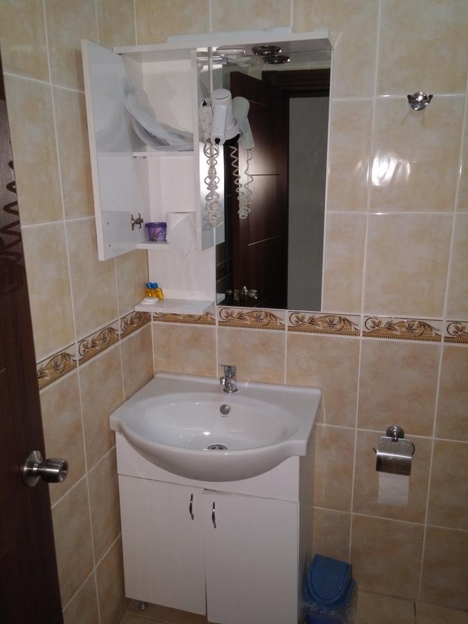 Deniz Hotel Kozlu ภายนอก รูปภาพ