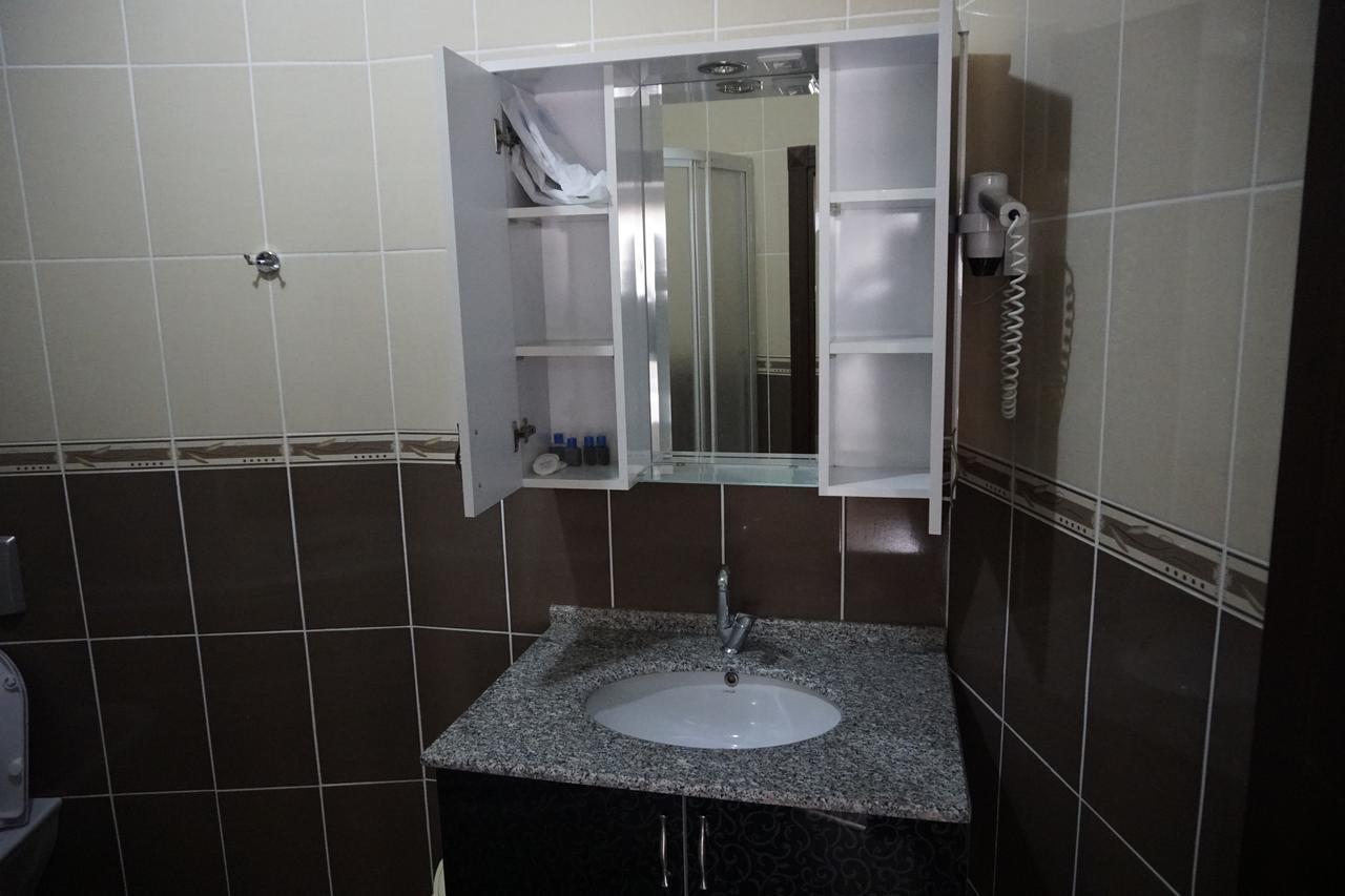 Deniz Hotel Kozlu ภายนอก รูปภาพ